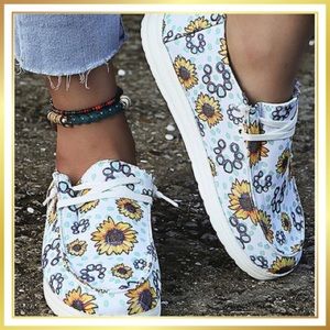 Women’s Size 11 White & Yellow Sunflower Boat Shoe